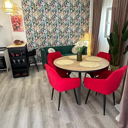 Appartamento Art Deco Boutique Julia