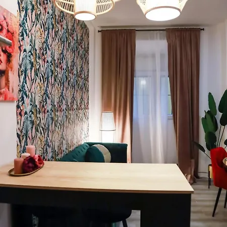 Art Deco Boutique Julia Appartement *